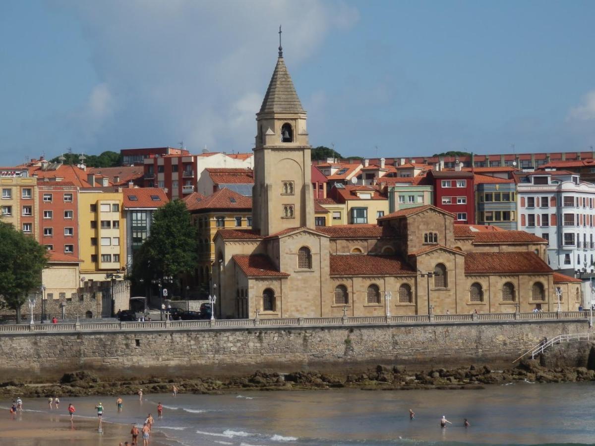 Atico En Cimadevilla Mirando Al Mar Gijón Extérieur photo